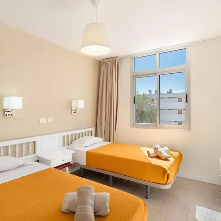 Yumbo Farilag Apartman *